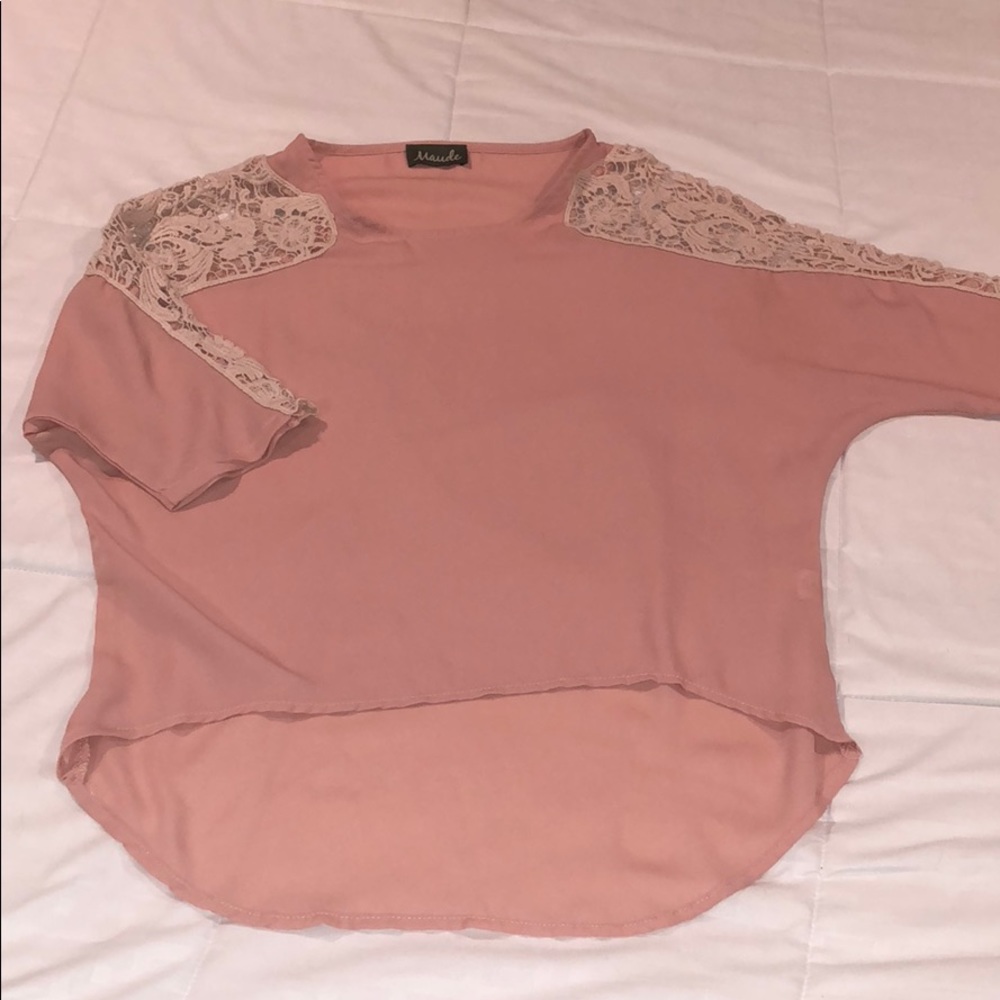 Sheer lace detail cold shoulder